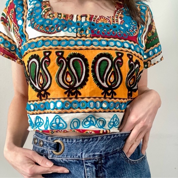 Blue and Yellow Short Sleeve Crop Blouse with Tie Front - Picture 3 of 13